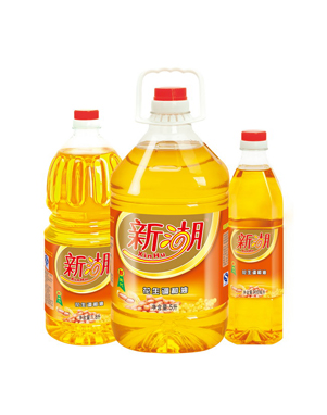 食用油灌裝機(jī)回首艱苦過(guò)去，展望美好未來(lái)